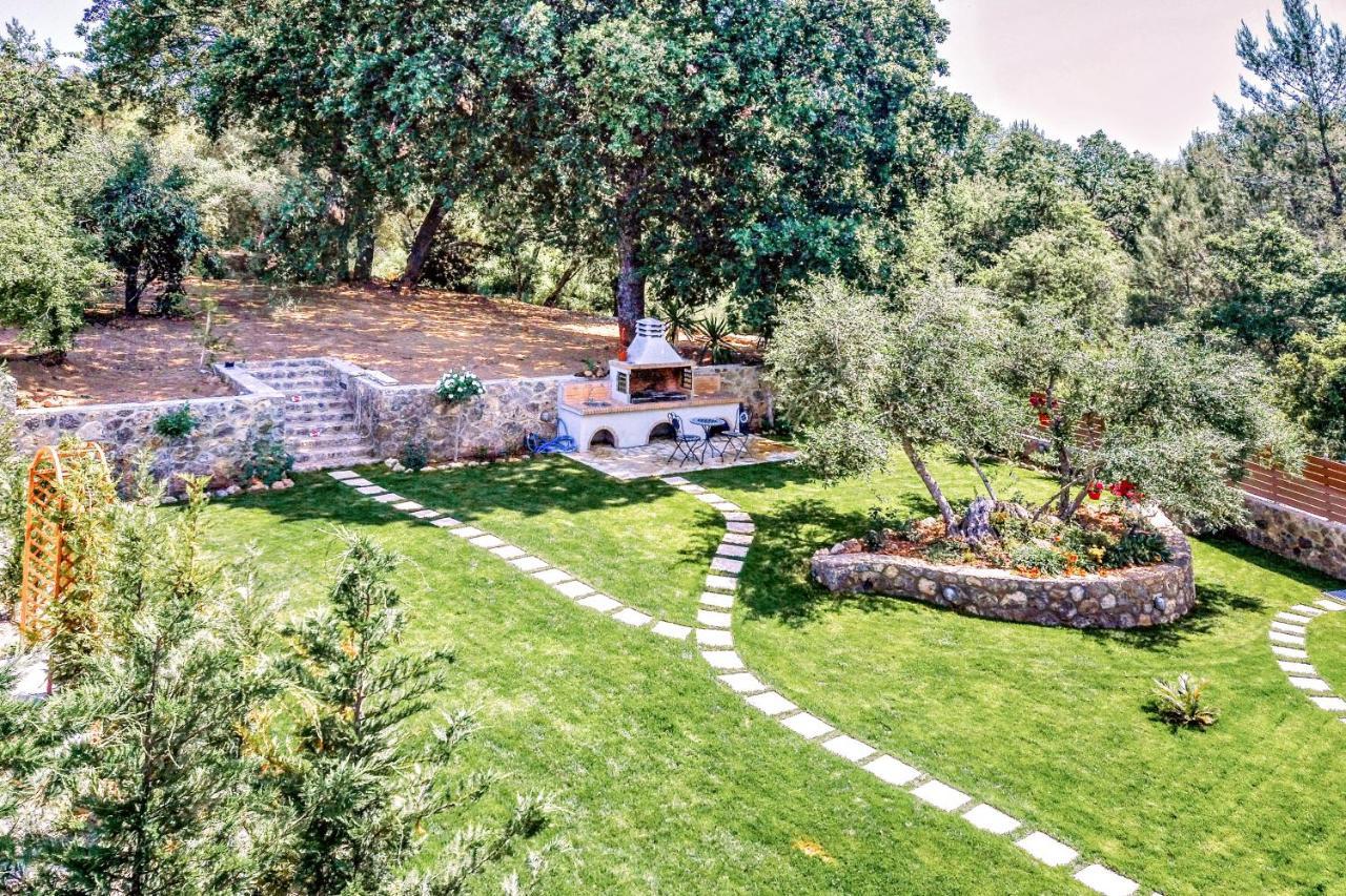 Filia Stone Villa Гоувия Экстерьер фото